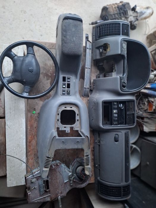 Волга 3110 ва 2401 га запчастлар бор