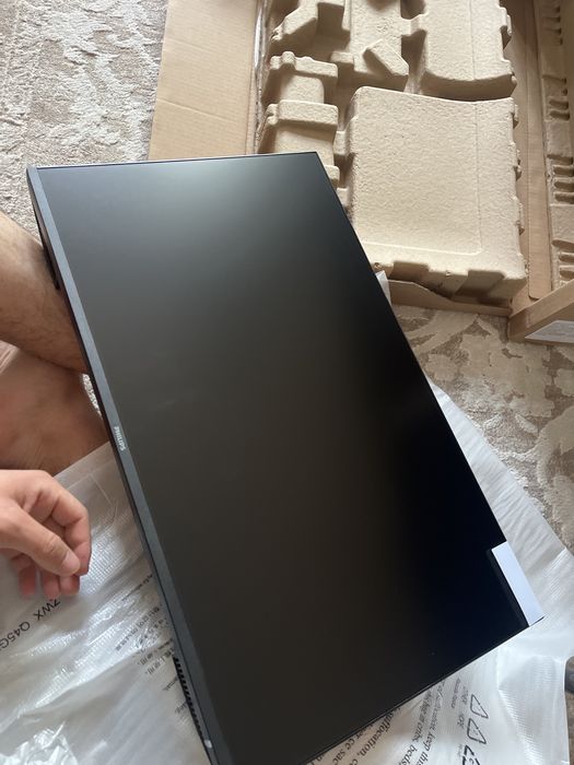 Монитор. Philips.