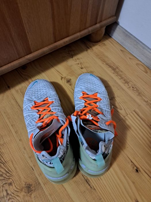 Vand Le Bron 18 stare buna