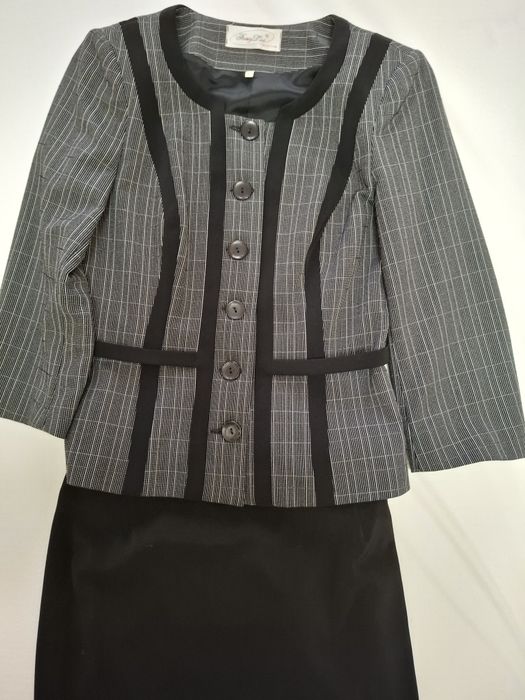 Costum 2 piese mărime 40