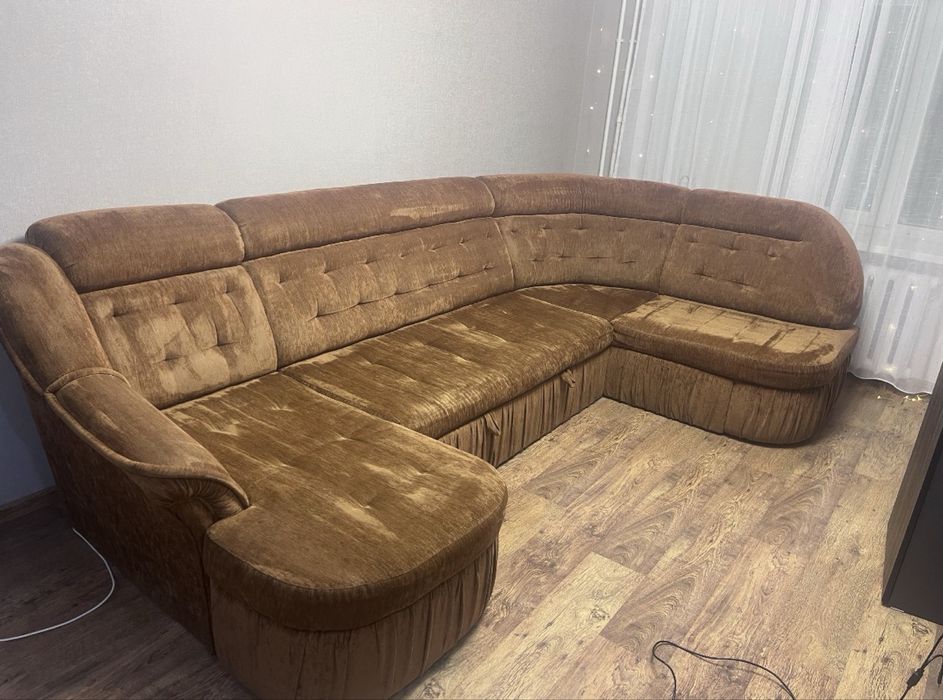 Диван в хорошем состоянии