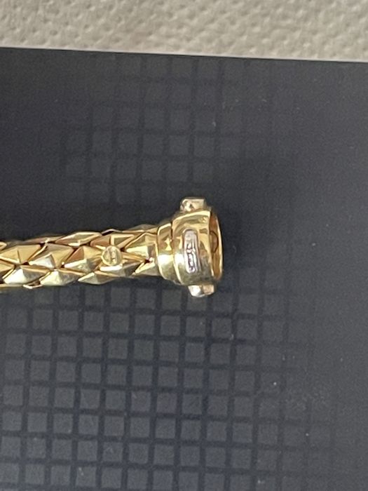 Bratara aur marca Chimento