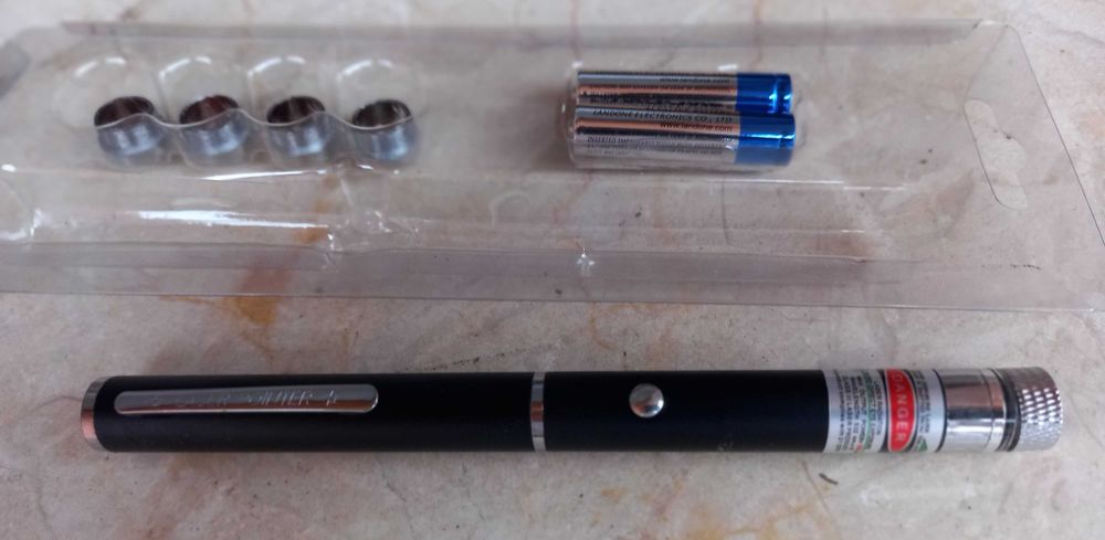 Laser pointer verde cu 4 capete