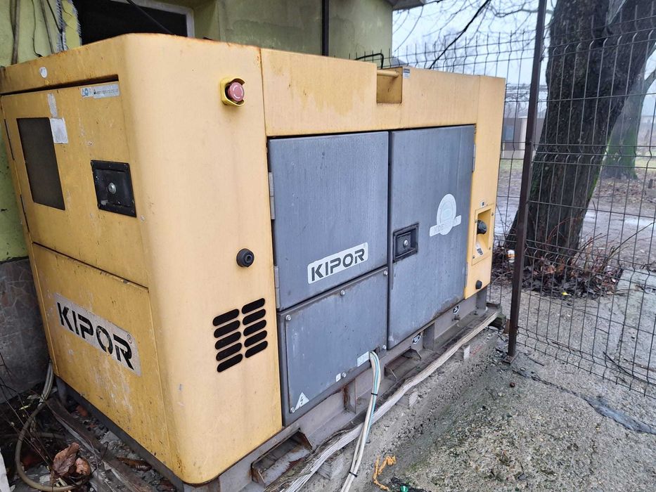 Generator trifazic Kipor