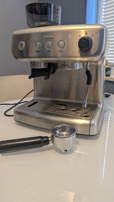 Кафемашина Breville Barista Max