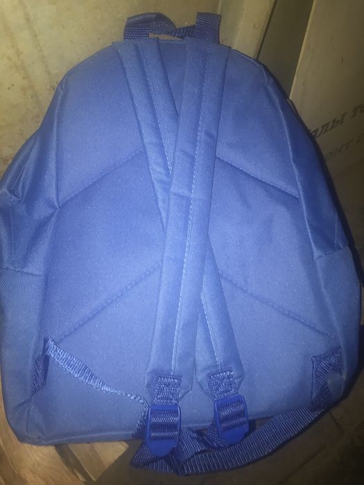 Два рюкзака новые.