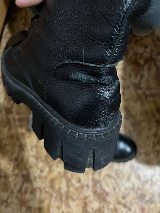 Продам демисезонные ботинки