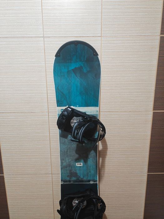 Placa snowboard 152 Nitro -legaturi boots Burton