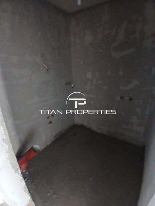 Продава се Тристаен апартамент в Пловдив, Кършияка - 97 кв.м за 2015 €/кв.м - Снимка #4