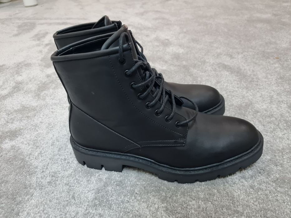 Ghete NOI Bershka 42