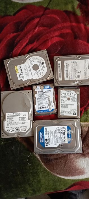 Vând harduri PC laptop