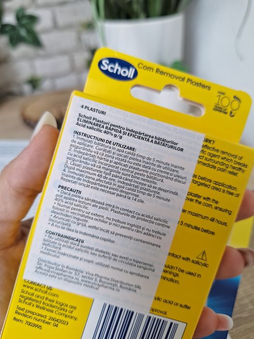 Pachet Scholl: Tratament Micoza Unghiei 2in1 + Plasturi Bătături, Noi