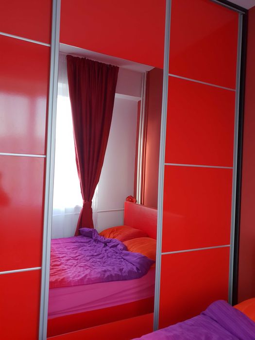 Мебели - гардероб, спалня със матрак и скриин