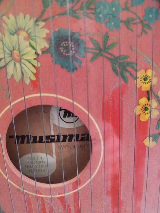 Немски музикален инструмент Цитра