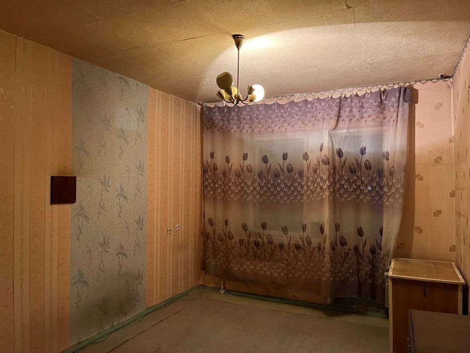 Квартира 1 ком. 2 этаж без ремонта метро Гафур Гулом