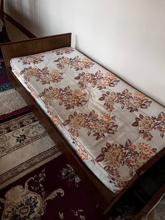 Детская кровать двух этажная.