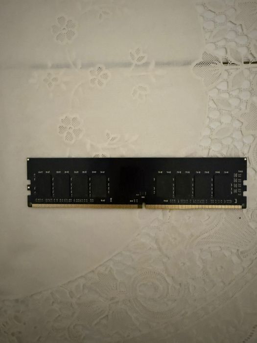 Продам озу 16гб ddr4
