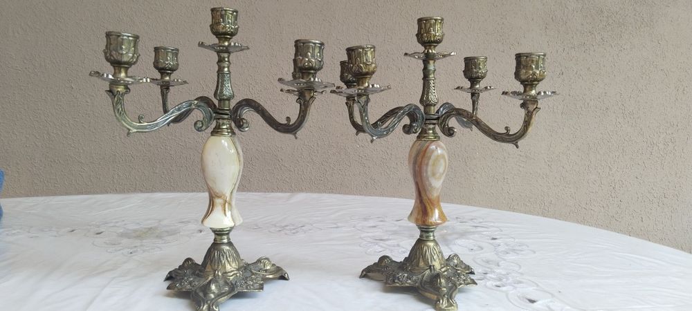 Продается пара подсвечников