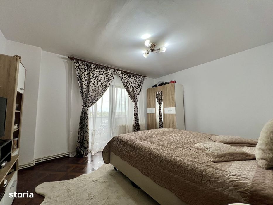 Apartament 4 camere, decomandat, 92 mp utili - zona Chisoda