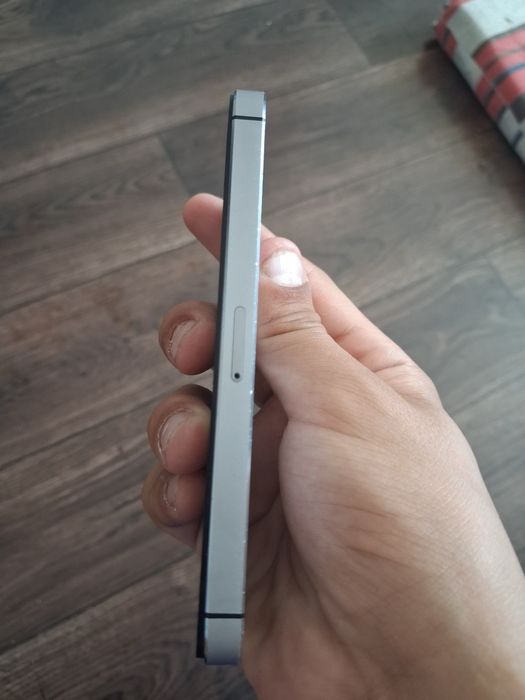 Продам Iphone 5 в идеале