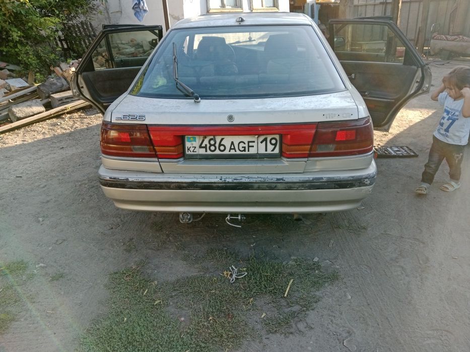 Срочно продам мазду