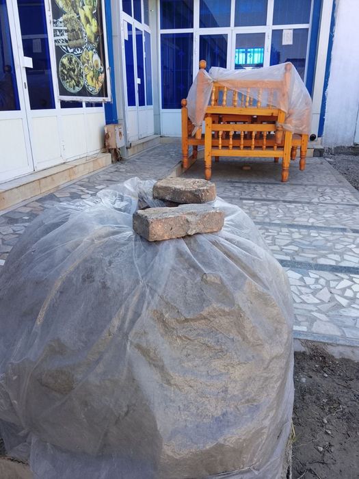 Navoiy eski shahar bozorida oshxona ijaraga beriladi