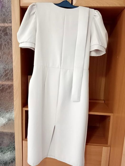 Продам новое платье