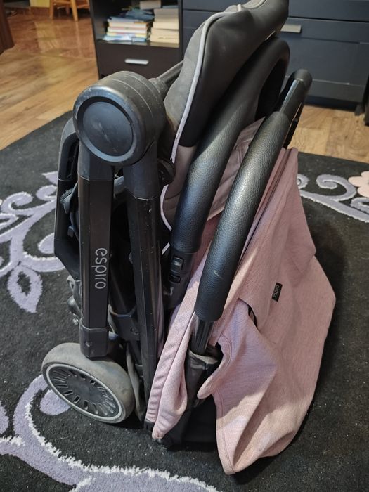 Детска количка сгъваема