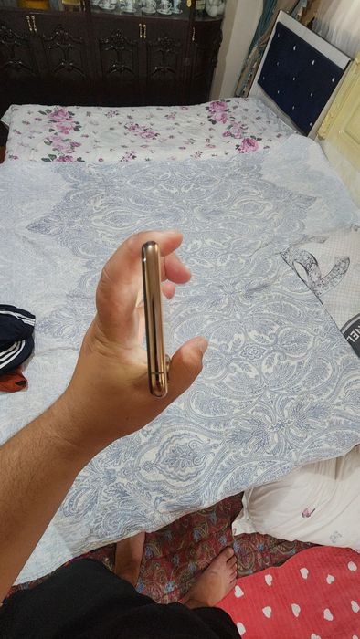 Iphone xs max 64 gb gold