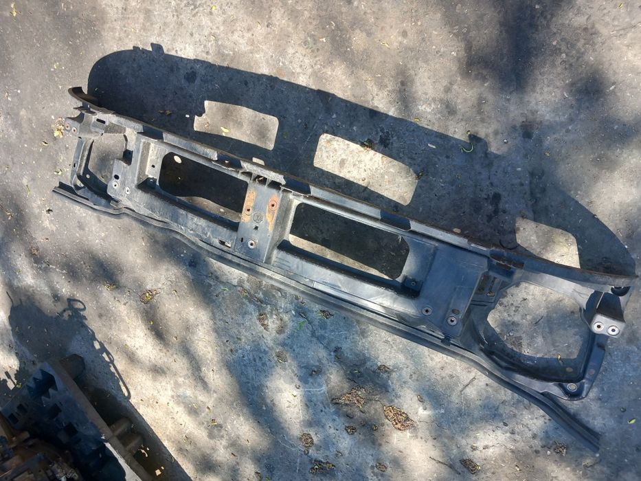 Trager Calandru Panou Fata Opel VIVARO  2001-2010