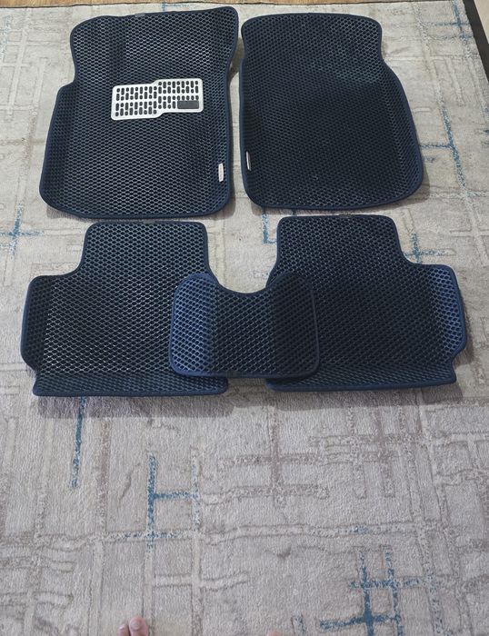 Evakor polik Tomni siniy cobalt ga