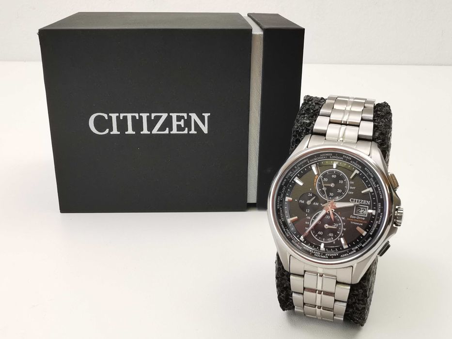 Citizen Eco-Drive Radio Controlled Titanium AT8130-56E мъжки часовник със соларно захранване, сапфир кристал и изработен от титан