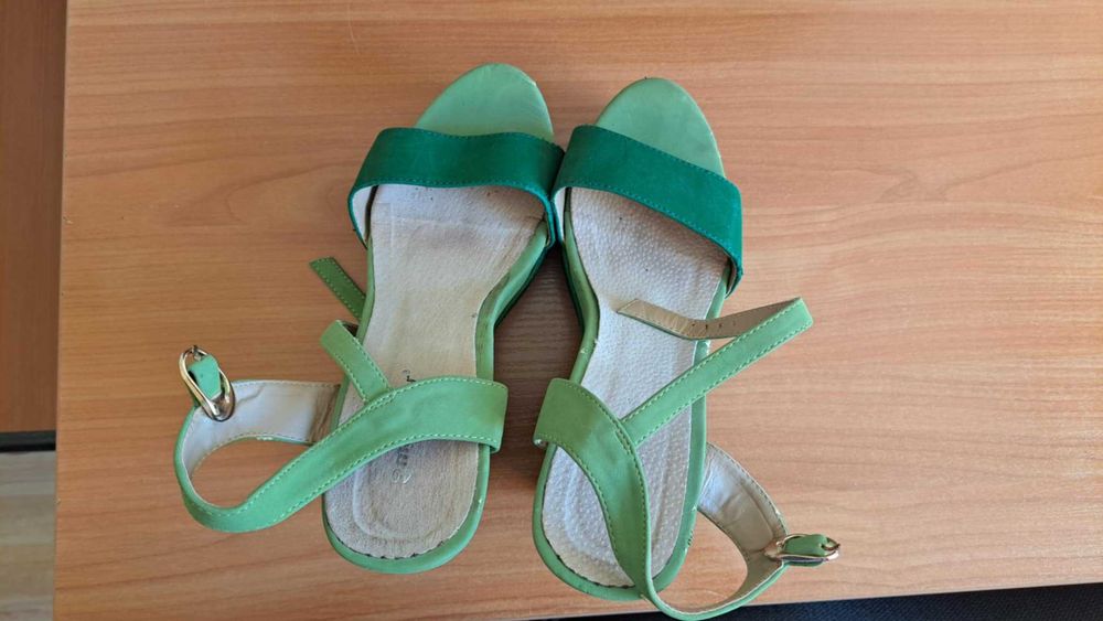 Зелени токчета за cosplay