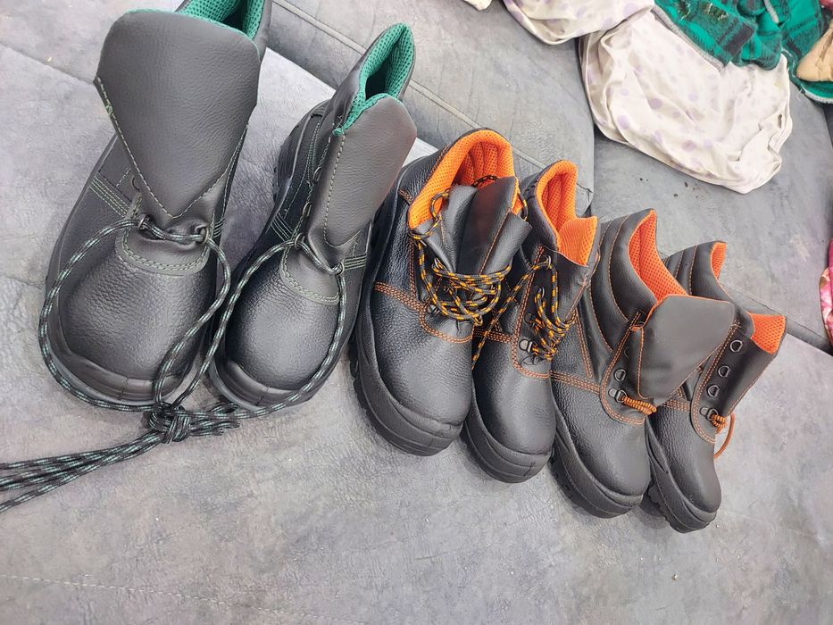 Продам сапоги берцы