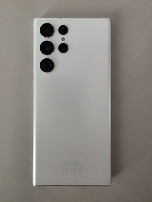 Samsung s22 ultra бял 256gb 12Gb Ram