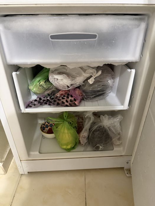 Холодильник indesit