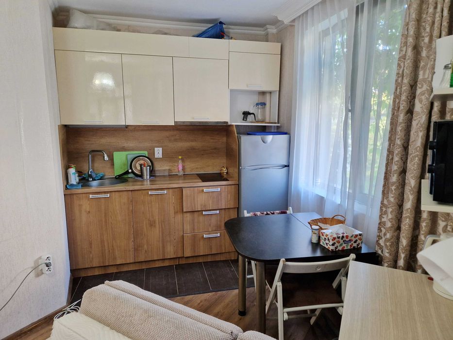 Малък двустаен апартамент в Приморско на 300 метра от плажа