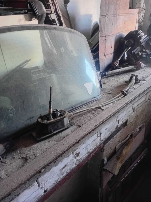 Продам автозапчасти Пассат Б-3