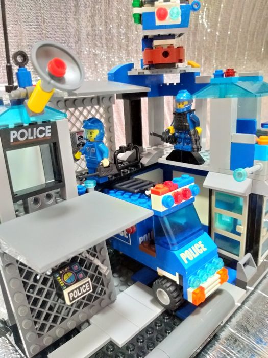 Полицейский участок,  lego