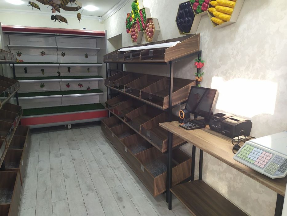 Продаётся мебель для магазина