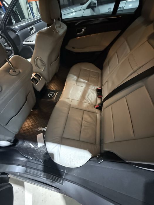 W212 Кожен салон 7 местен Мерцедес Е комби 2010 г.