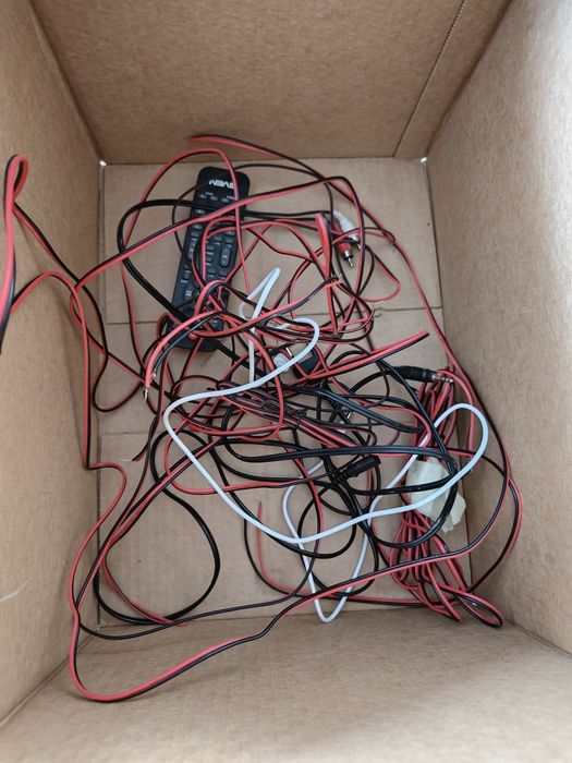 Продам колонки Sven