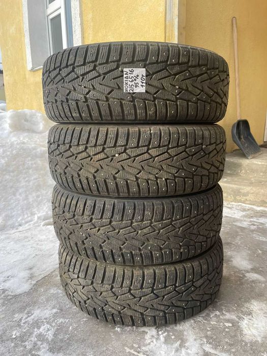 Nokian 215 65 R16