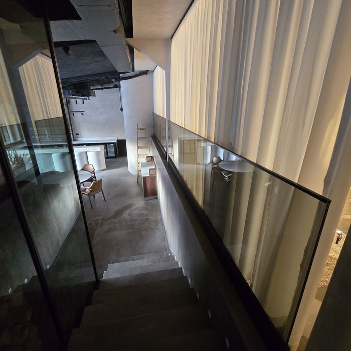 Curățenie birouri și spații comerciale – servicii profesionale Bucureș