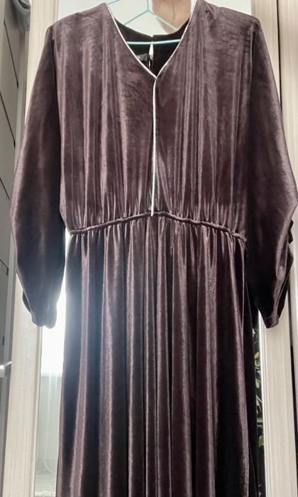 Платье велюр 48 размер