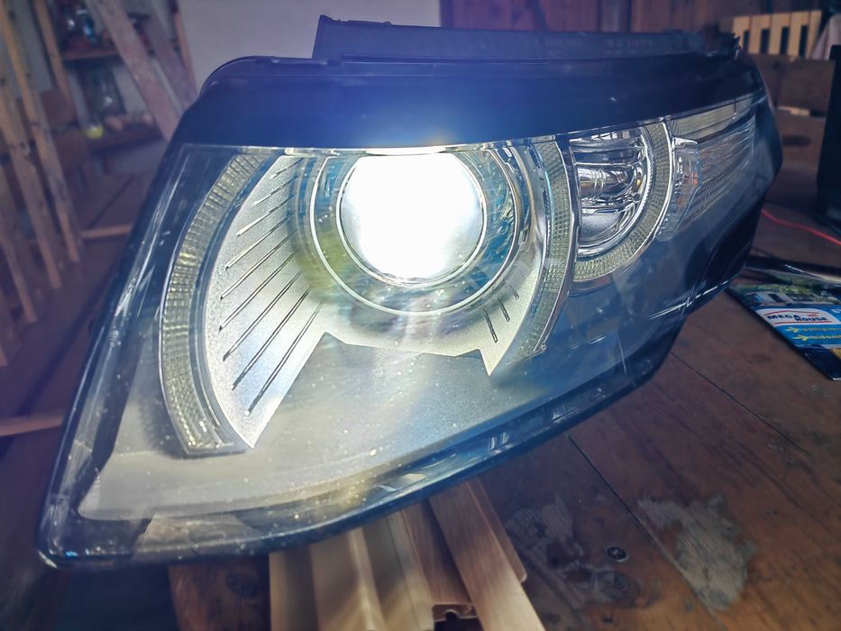 Фар Land Rover Range Rover Evoque Bi-Xenon LED ляв Оригинален