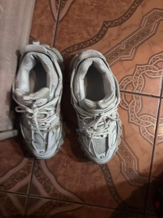 balenciaga track albi