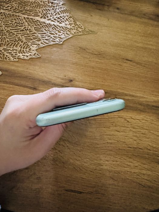 iPhone 11 128 гб с коробкой