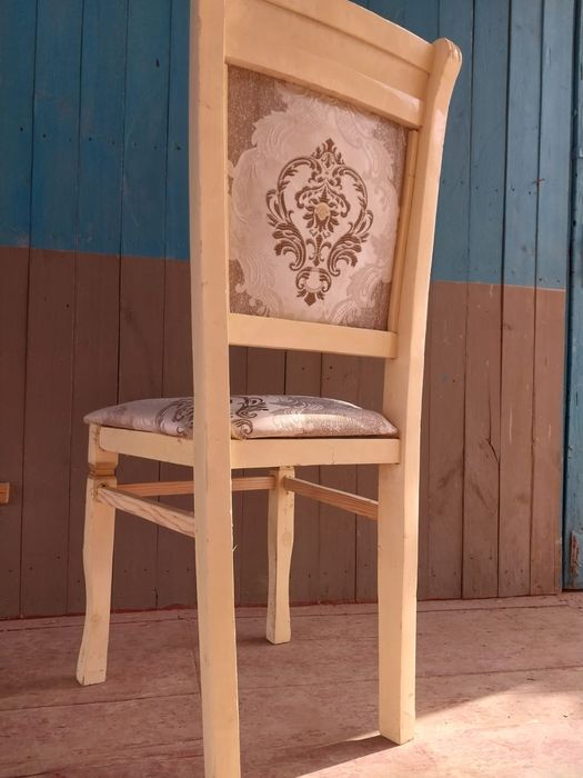 Темір орындықтар