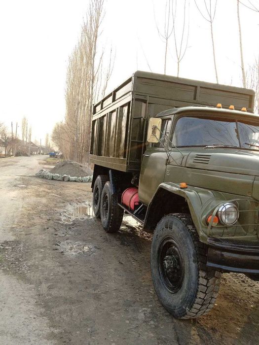 ZiL 131 юк автомашинаси